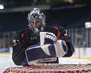 Youngstown Phantoms goalie Ivan Prosvetov (31) warms up before the first period of an USHL regular season hockey game, Monday, Jan. 15, 2018, in Youngstown. Team USA won 7-1...(Nikos Frazier | The Vindicator)