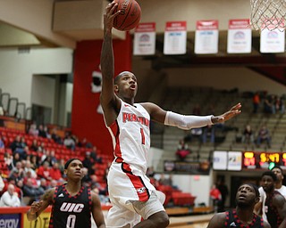 Youngstown State guard Braun Hartfield (1) goes up for a layup in the second half of a NCAA college basketball game against UIC, Thursday, Jan. 18, 2018, in Youngstown. UIC won 92-78...(Nikos Frazier | The Vindicator)