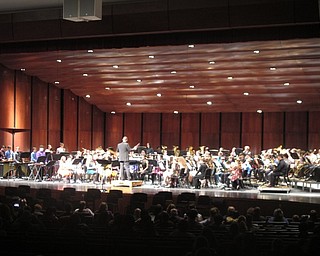 Neighbors | Zack Shively.Boardman Glenwood Junior High School's seventh grade concert band played both classical piece and popular songs. Pictured, the group performed an arrangement of Fitz and the Tantrums's radio hit, "HandClap."