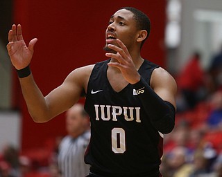 IUPUI guard JaylenÊMinnett (0) reacts to a bad pass from a teammate in the first half of an NCAA college basketball game against YSU, Saturday, Jan. 20, 2018, in Youngstown. YSU won 85-62...(Nikos Frazier | The Vindicator)