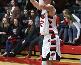 Canfield's guard Zach Tinkey (21) goes up for two in the fourth quarter of an AAC high school basketball game, Tuesday, Jan. 30, 2018, in Canfield. Canfield won 62-48...(Nikos Frazier | The Vindicator)