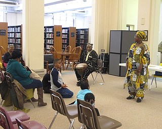 Neighbors | Zack Shively.Jocelyn Dabney and her husband Robert Dabney told stories with rhythm and rhyme at the Main library. They belong to the Cleveland Association of Black Storytelling.