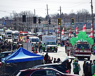 BOARDMAN, OHIO - MARCH 11, 2018: Parade floats make their way down the parade route on Market Street during the Mahoning Valley St. Patrick's Day Parade. DAVID DERMER | THE VINDICATOR