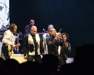 Earth, Wind, and Fire live at Covelli Centre in Youngstown, Ohio on Friday, March 16, 2018...Photo by Scott Williams - The Vindicator.