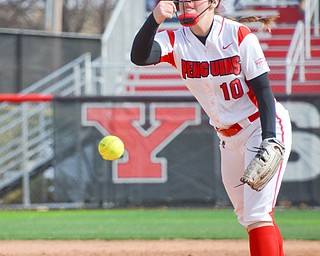 Maddi Lusk, #10, kept Indiana University-Purdue University Indianapolis from scoring a single run during game two March 24, 2018 at the Covelli Sports Complex at Youngstown State University.

Photo by Scott Williams - The Vindicator.