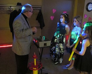 Neighbors | Zack Shively.Boardman Park invited entertainer Joe Sullivan to the Father Daughter dance to make balloon art, tell jokes and entertain the young children. Sullivan works with Boardman Park at many other events throughout the years.