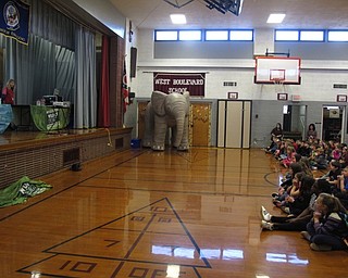 Neighbors | Zack Shively.Carnegie Science Center's "Wild by Design" presentation focused on biomimetics, or the way scientists look to nature for innovation, such as birds wings for the early airplanes.