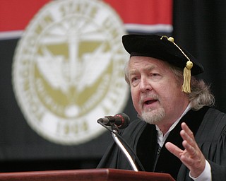 William D. Lewis The Vindicator YSU 5-5-28 afternoon commencement speaker Bill Bodine.