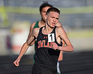 BOARDMAN, OHIO - MAY 8, 2018: Howland's Vincent Mauri runs ahead of the pack during the boys 1600 meter run during the AAC Red Tier Track Championship at Boardman High School, Tuesday night. DAVID DERMER | THE VINDICATOR