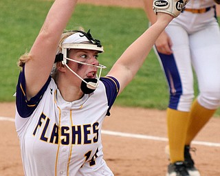 William D. Lewis Th Vindicator   Champion pitcher Spophie Howell(14) delivers during 6-1-18 win over North Union at Akron to advance to state championship game.