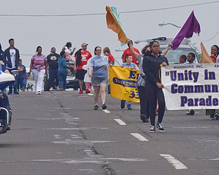 William D. Lewis The Vindicator Unity Parade makes its way North on MArket St 6-2-18.