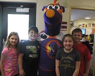 Neighbors | Zack Shively.All four elementary schools rewarded the students for reading during the Right to Read Week. Stadium Drive Elementary had a reading log, with prizes going to those who read the most. These prizes were both for individuals and classrooms, with prizes such as a classroom pizza party, an extra recess and four tickets to the Youngstown Phantoms championship game. Pictured, Lauryn Swantek, TJ Morton, Maddie Whyde and Eddie Stachowiz met with Boomer, the Phantoms mascot.