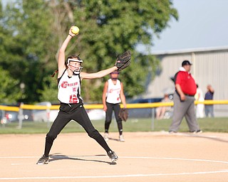 Canfield's Paris Lindgren pitches the ball in the last inning of the 10u softball tournament game against Austintown on Sunday.