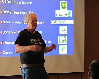 Neighbors | Jessica Harker.Jim Chatfield lectured at the Fellows Riverside Garden July 11 about the importance of urban trees.