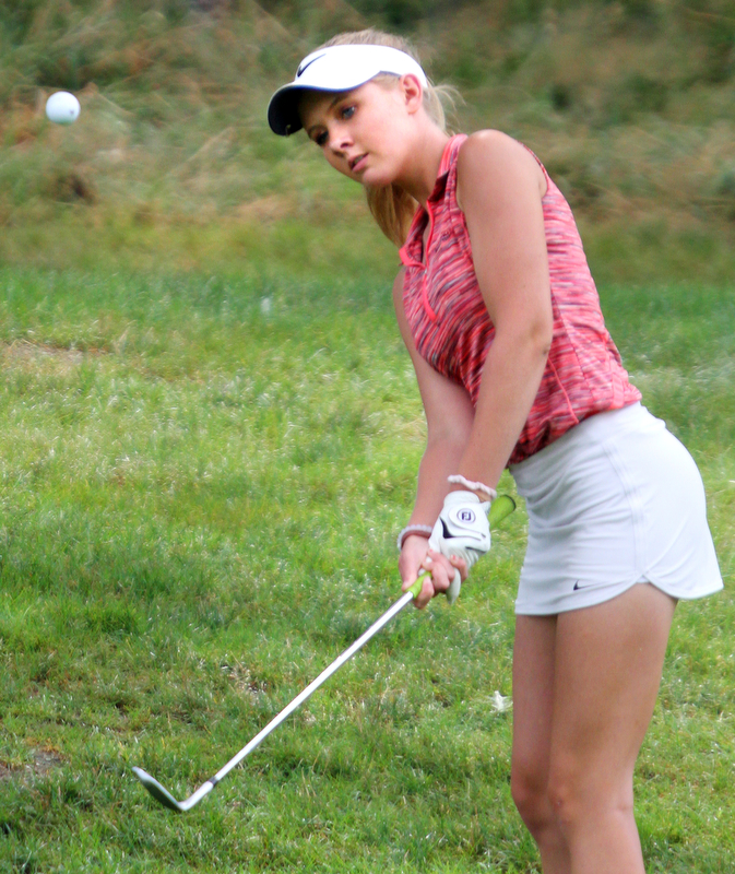 William D. Lewis The Vindicator Jenna Jacobson competes in GGOV JR finals at Squaw Creek 7-20-18.