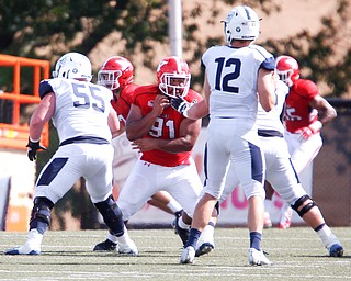 YSU's Wes Thompson gets ready to block during the game on Saturday.