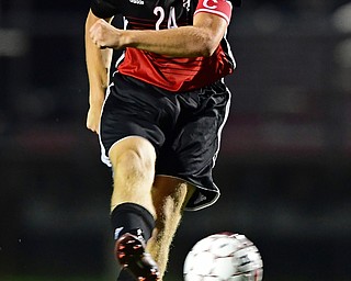 CANFIELD, OHIO - SEPTEMBER 6, 2018: Canfield's Mitch Mangie shoots during the second half of their game, Thursday night at Canfield High School. DAVID DERMER | THE VINDICATOR