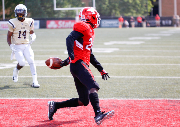 Youngstown's Natavious Payne scores a touchdown during the first half of their game against Valparaiso on Saturday at Stambaugh Stadium. EMILY MATTHEWS | THE VINDICATOR
