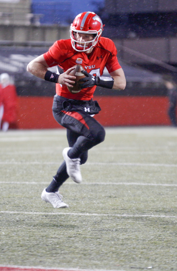 YSU's Montgomery VanGorder runs with the ball to score a touchdown during the first half of their game against South Dakota at Stambaugh Stadium on Saturday. EMILY MATTHEWS | THE VINDICATOR