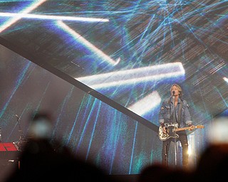 Keith Urban performs at Covelli Centre on Wednesday night. EMILY MATTHEWS | THE VINDICATOR