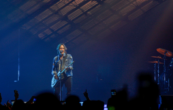 Keith Urban performs at Covelli Centre on Wednesday night. EMILY MATTHEWS | THE VINDICATOR