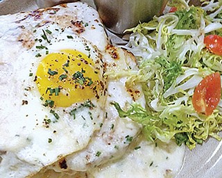 If you want to savor these upcoming weeks before, during and after the holidays, stop by for brunch at Bistro 1907. Situated in downtown Youngstown within the DoubleTree hotel, Bistro 1907 opened up in May 2018.