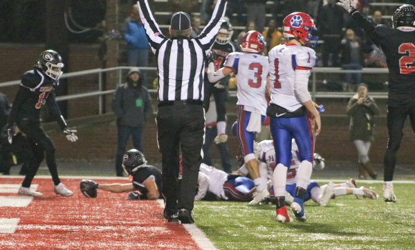 Girard's Nick Malito stretches for the game winning touchdown in the state semifinals in Dover, OH. On Saturday Nov. 24, 2018.. ETHAN CLEWELL | THE VINDICATOR