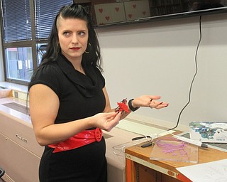 Neighbors | Jessica Harker.Grant recipiant Chelsea Wisbar, an art teacher at Boardman Glenwood Junior High School, demonstrated the use of the 3-D pens her and technology teacher Tim Harker purchased with money they recieved from a joint grant from The Boardman Schools Fund for Educational Excellence.