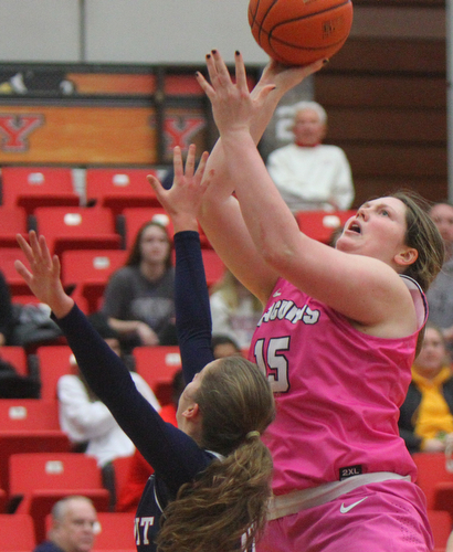 William D. Lewis The Vindicator YSU's Mary Dunn(15) shoots over Detroits Jess Bicknell(13) during 2-2-19 action at YSU.