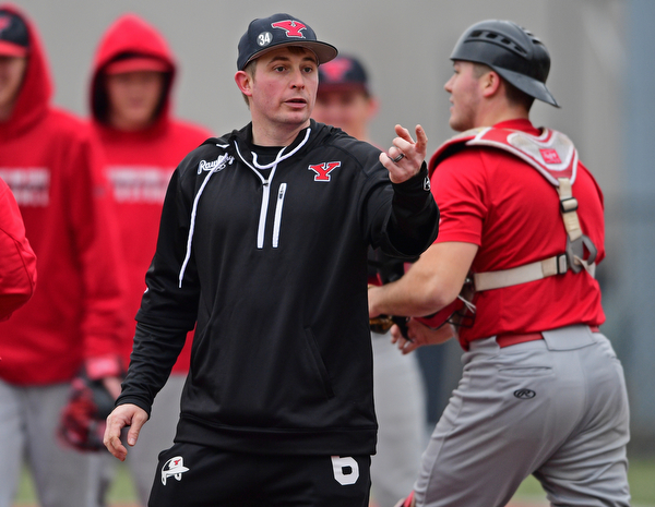 YOUNGSTOWN, OHIO - FEBRUARY 5, 2019: Youngstown State manager Dan Bertolini watches during practice, Tuesday afternoon at the WATTS Training Facility. DAVID DERMER | THE VINDICATOR