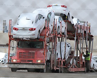 William D. Lewis the vindictor   A truck hauling Cruzespreparpes to leave the GM Lordsotwn complex 3-6-19.