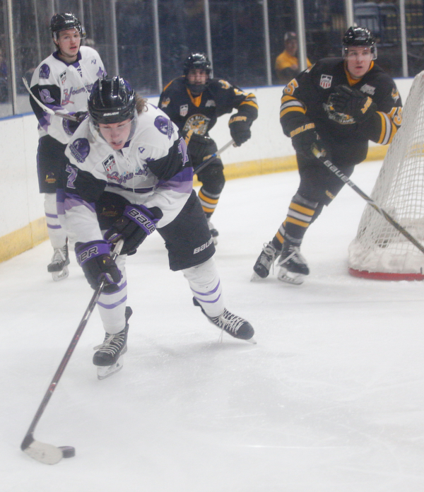 Phantoms' Tristan Amonte takes the puck behind the net during their game against the Gamblers at Covelli Centre on Saturday night. EMILY MATTHEWS | THE VINDICATOR