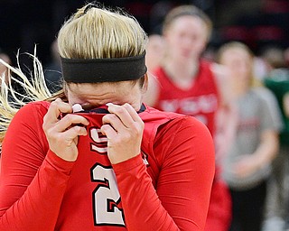 Youngstown State's Alison Smolinski walks off the court after Youngstown State was defeated by Green Bay 55-53, , Monday afternoon at Little Caesars Arena. Green Bay won 55-53.