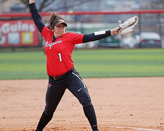 YSU's Elle Buffenbarger pitches during the first game of their double header against KSU at Covelli Sports Complex on Wednesday afternoon. EMILY MATTHEWS | THE VINDICATOR