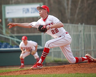 YSU's Brandon Matthews pitches during their second game against NKU on Thursday. EMILY MATTHEWS | THE VINDICATOR