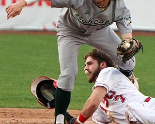 William D. Lewis the vindicator  YSU's Jeff Wehler(7) is out at 2nd as OU's Treyben Funderburg(25) makes the tag during 4-23-19.