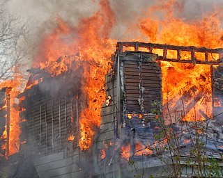 Vacant House Fire on Wilson Avenue