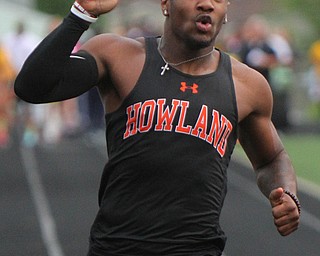 William D. Leiws the vindicator  Howland's William Hines competes in 100 meter dash 5-24-19.