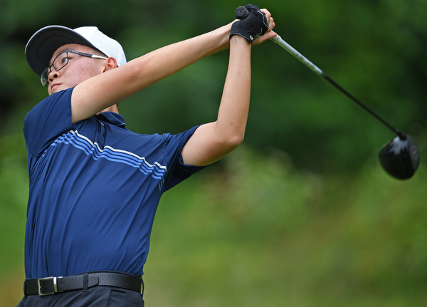 BOARDMAN, OHIO - JUNE 18, 2019: Max Hu, of Richmond Hill, Ontario, follows his tee shot on 18th hole, Tuesday afternoon at Mill Creek Golf Course during he first round of the American Junior Golf Association Tournament. DAVID DERMER | THE VINDICATOR