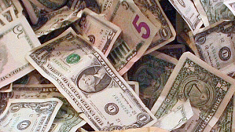 Youngstown City Council postponed a vote to repeal and replace an ordinance for parking meters downtown.