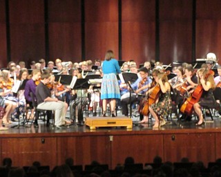 Neighbors | Jessica Harker.The Boardman seventh- and eighth-grade orchestra performed at the Boardman Center for Performing Arts on May 17.