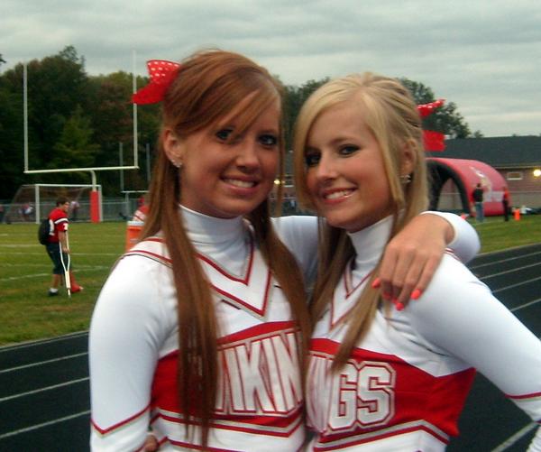 Cheerleader Sisters