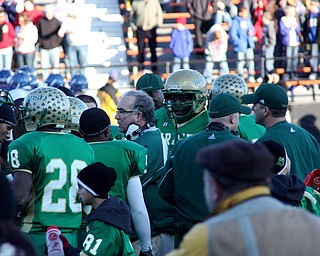 Line Coach trying to give the Team Spirit