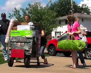 YSU MOVE IN DAY