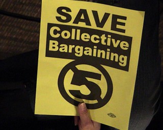 Rally against Kasich at the Airport