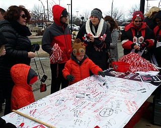 Fans send off YSU to Frisco